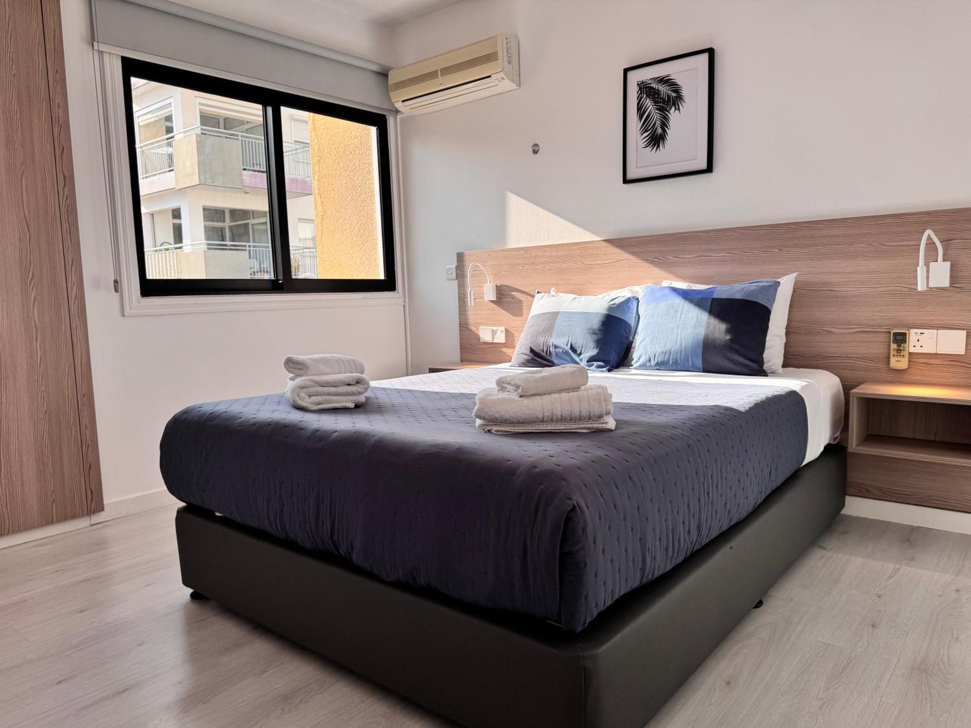 Metro Court Apartments 레메소스 객실 사진